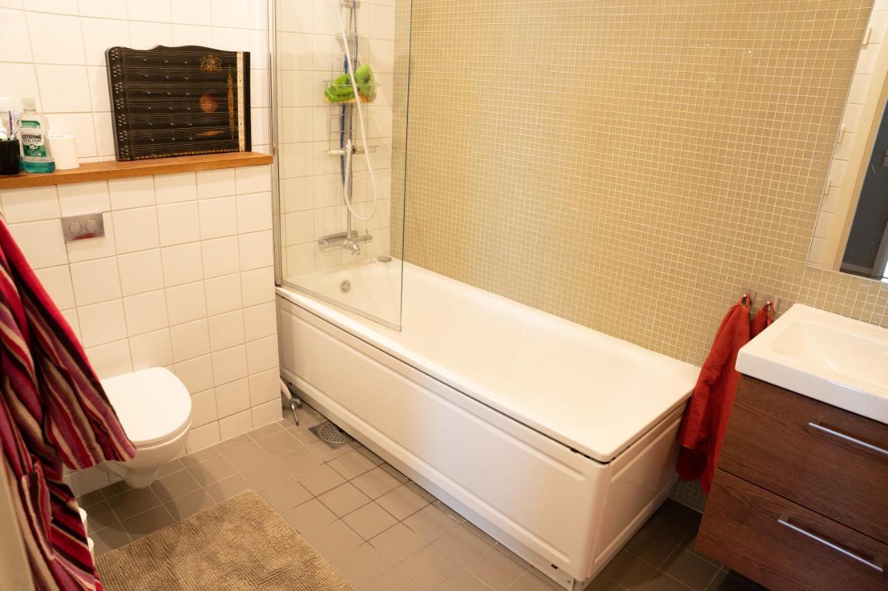 Privatsvit, Havsnaera Och Centralt Apartamento Malmö Exterior foto